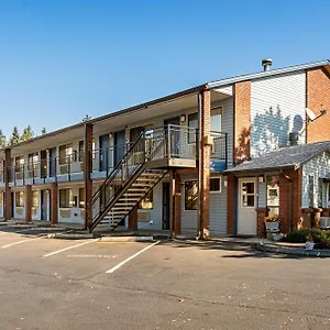 Hotel Super 8 By Wyndham East Vancouver