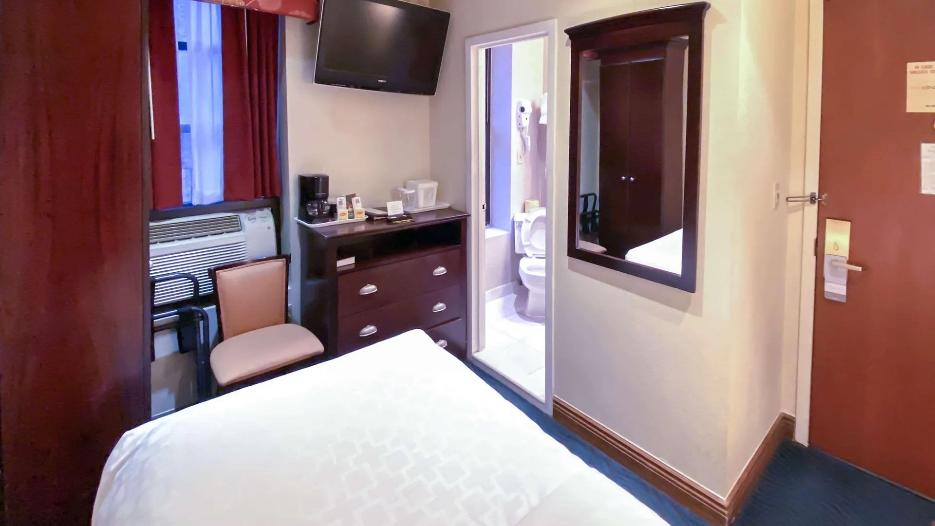 Clarion Hotel Park Avenue New York 2*,